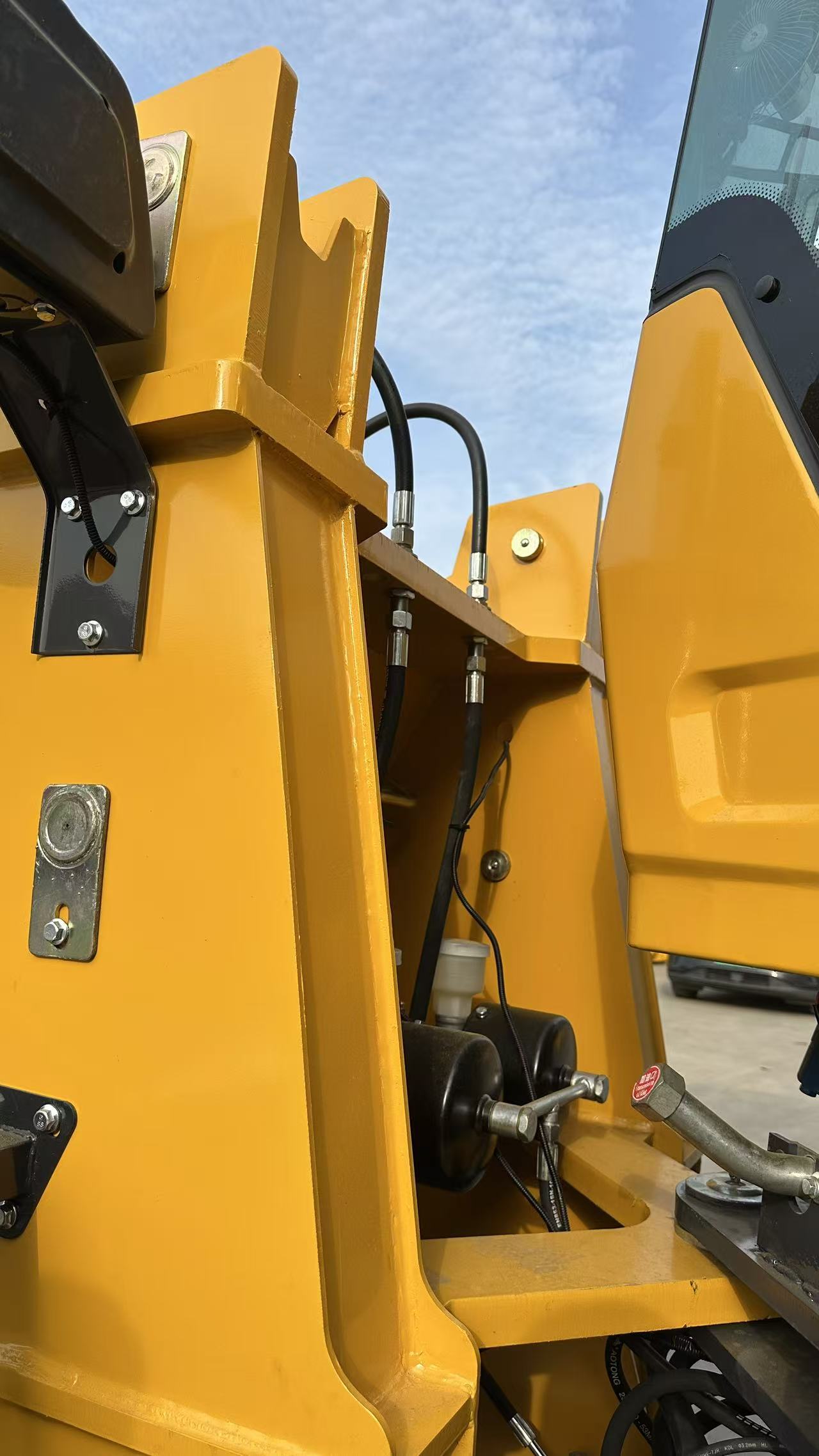 Hydraulic hose detail